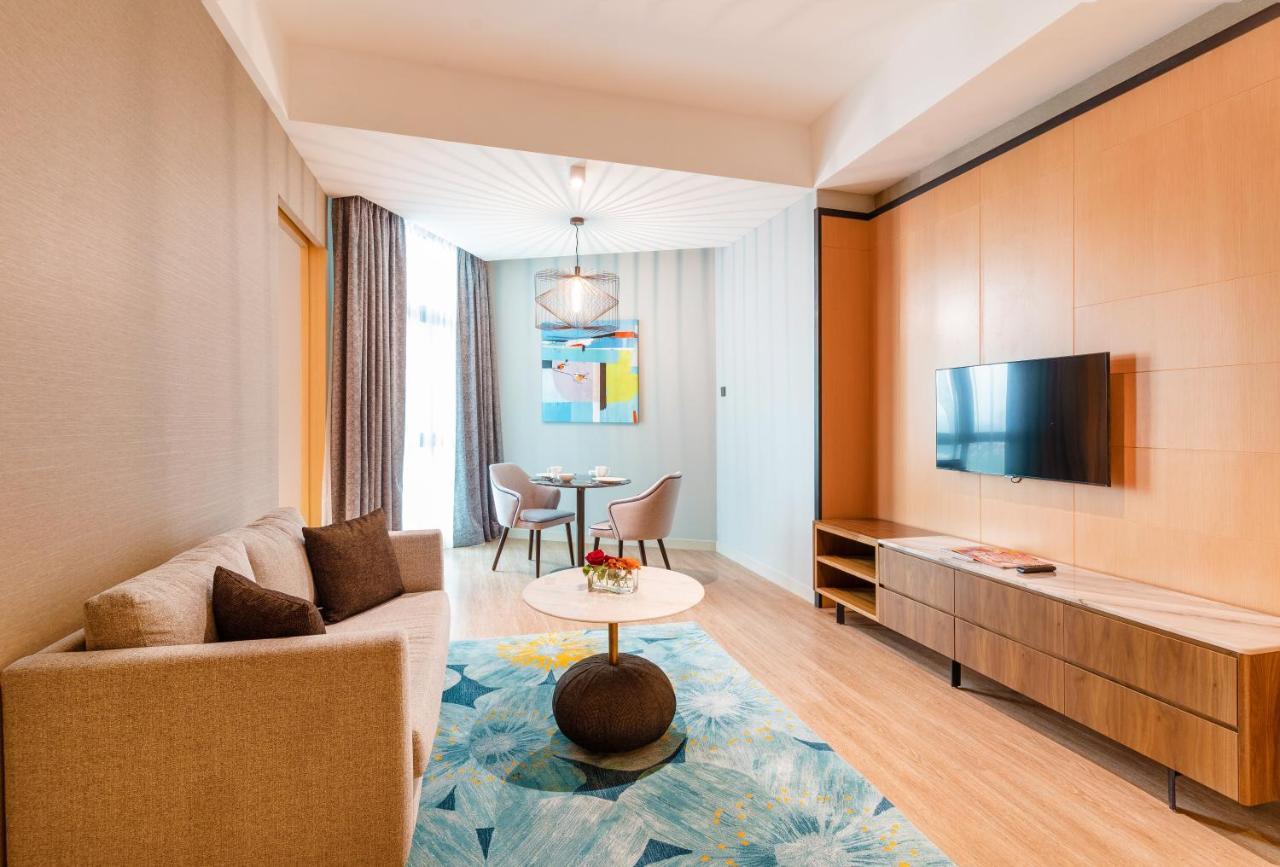 M World Hotel Formerly Known As Avante Hotel Petaling Jaya Exterior photo Living room of a suite